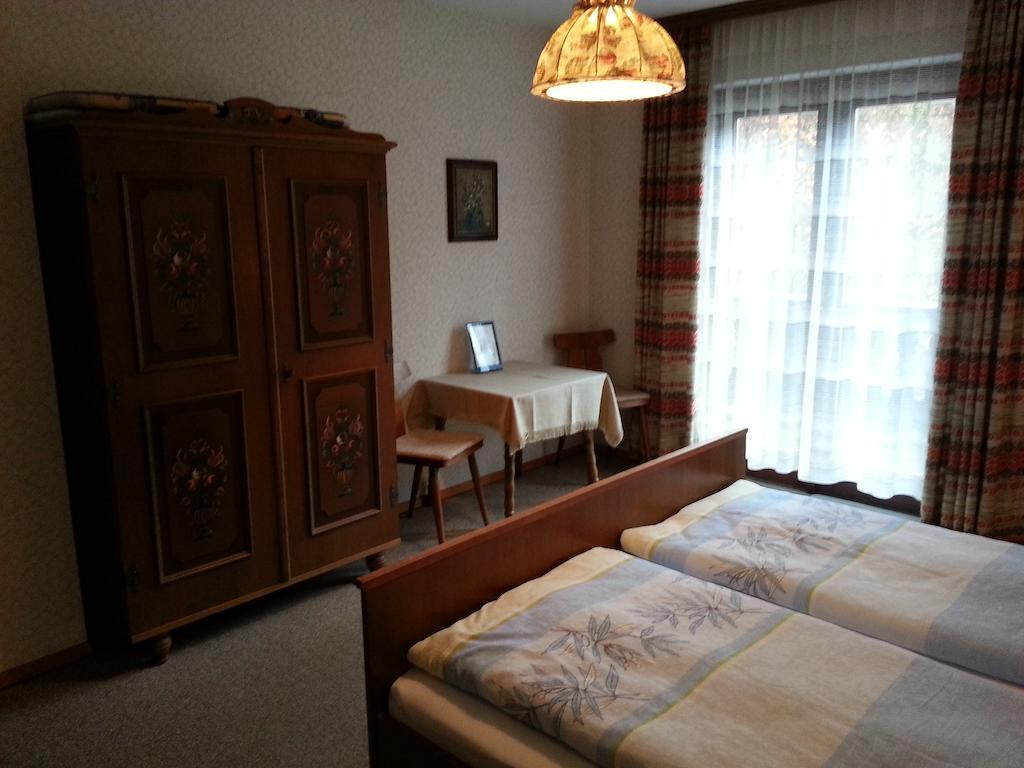 Haus Chorinskyklause Apartment Bad Goisern Phòng bức ảnh