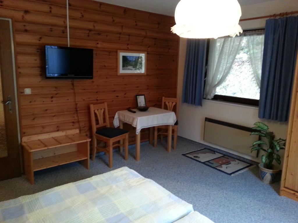 Haus Chorinskyklause Apartment Bad Goisern Phòng bức ảnh